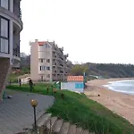 Pensionat Lazuren Bryag 2