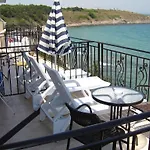 Pensionat Lazuren Bryag 2 2*